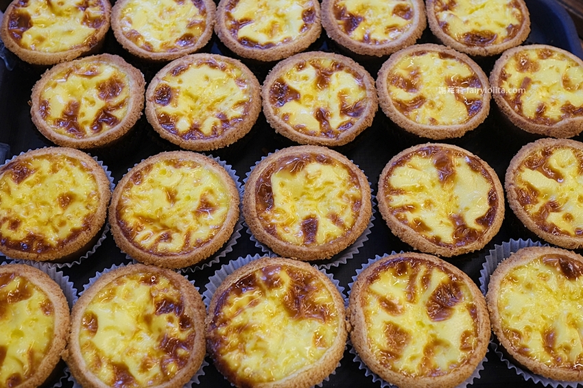 網友大讚口感就像日本生吐司?!每月狂銷超過2500顆,還沒開店就搶買!