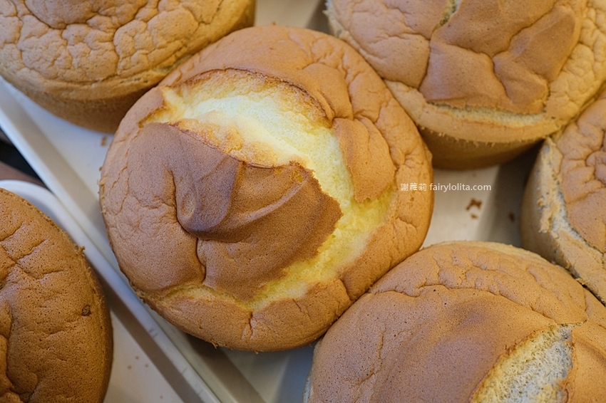 網友大讚口感就像日本生吐司?!每月狂銷超過2500顆,還沒開店就搶買!