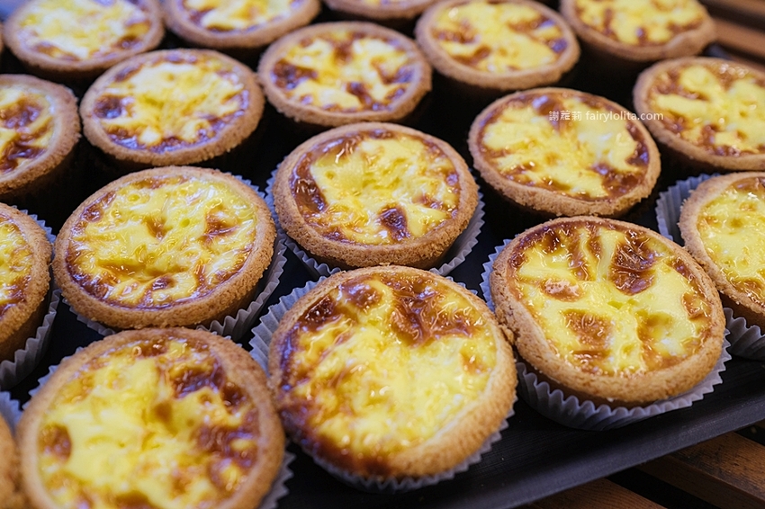 網友大讚口感就像日本生吐司?!每月狂銷超過2500顆,還沒開店就搶買!