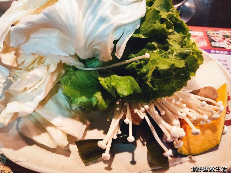 錢都日式涮涮鍋 菜盤