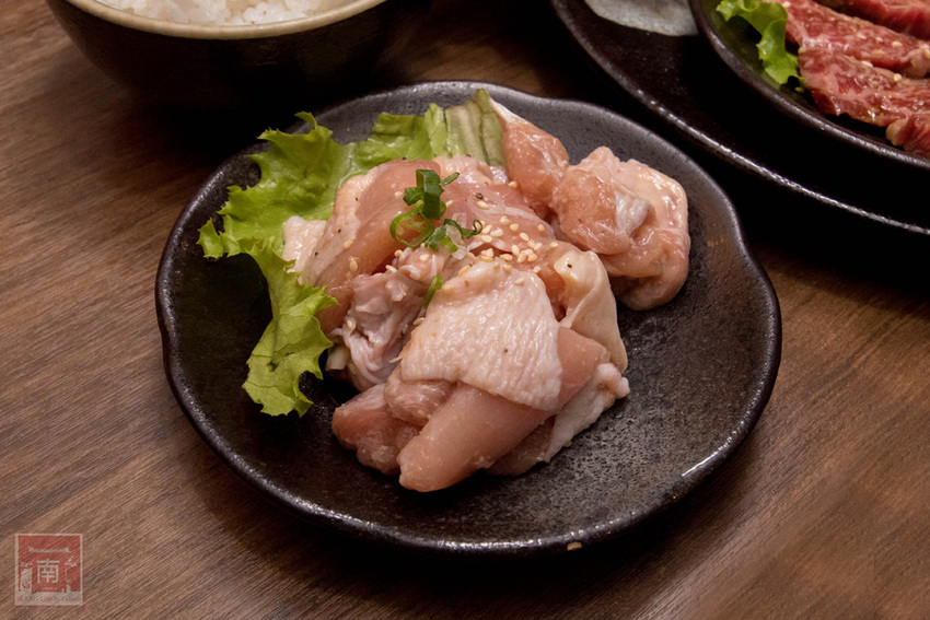 【臺南美食】台南燒肉店｜傳承正統日式燒肉文化｜手切冷藏頂級肉品｜店員的協助讓燒肉變好吃了｜多人和一個人都適合的燒肉店~~壹心燒肉台南安平店 - 南人幫