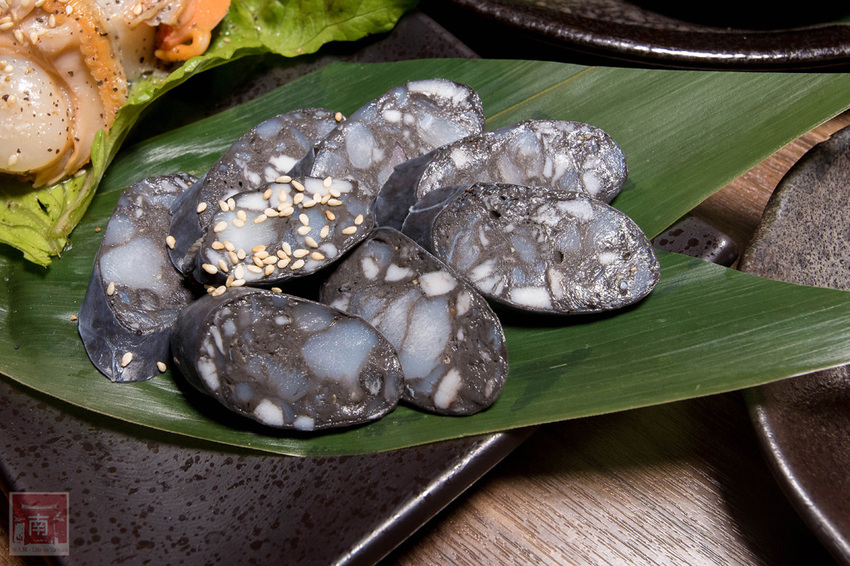 【臺南美食】台南燒肉店｜傳承正統日式燒肉文化｜手切冷藏頂級肉品｜店員的協助讓燒肉變好吃了｜多人和一個人都適合的燒肉店~~壹心燒肉台南安平店 - 南人幫