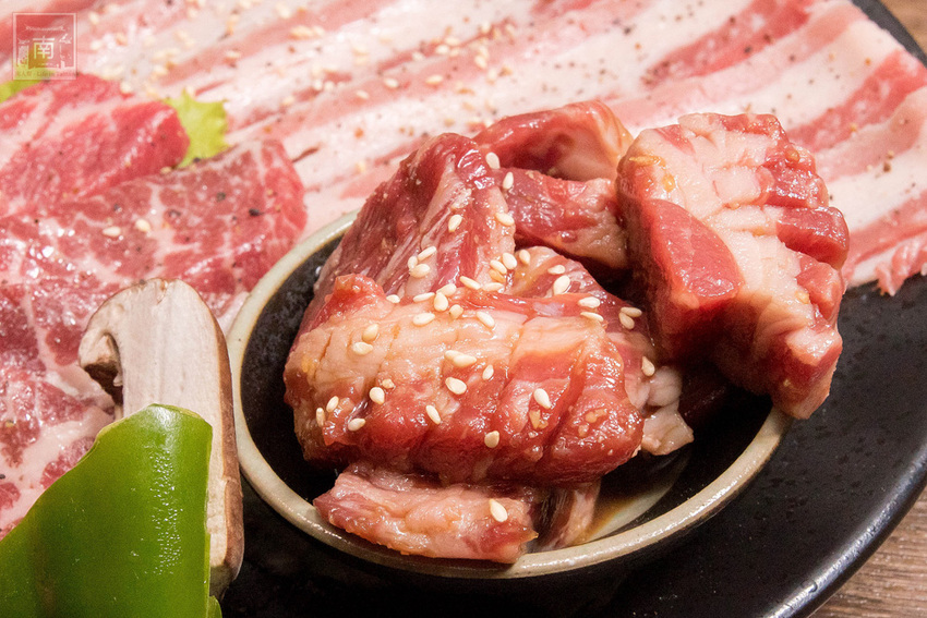 【臺南美食】台南燒肉店｜傳承正統日式燒肉文化｜手切冷藏頂級肉品｜店員的協助讓燒肉變好吃了｜多人和一個人都適合的燒肉店~~壹心燒肉台南安平店 - 南人幫