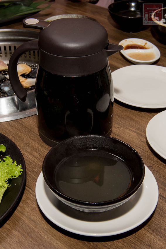 【臺南美食】台南燒肉店｜傳承正統日式燒肉文化｜手切冷藏頂級肉品｜店員的協助讓燒肉變好吃了｜多人和一個人都適合的燒肉店~~壹心燒肉台南安平店 - 南人幫