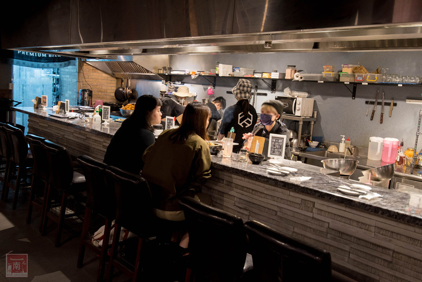 【臺南美食】台南燒肉店｜傳承正統日式燒肉文化｜手切冷藏頂級肉品｜店員的協助讓燒肉變好吃了｜多人和一個人都適合的燒肉店~~壹心燒肉台南安平店 - 南人幫