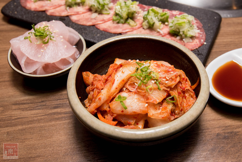 【臺南美食】台南燒肉店｜傳承正統日式燒肉文化｜手切冷藏頂級肉品｜店員的協助讓燒肉變好吃了｜多人和一個人都適合的燒肉店~~壹心燒肉台南安平店 - 南人幫