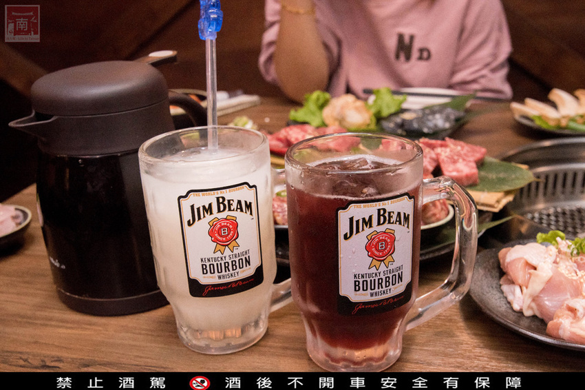 【臺南美食】台南燒肉店｜傳承正統日式燒肉文化｜手切冷藏頂級肉品｜店員的協助讓燒肉變好吃了｜多人和一個人都適合的燒肉店~~壹心燒肉台南安平店 - 南人幫