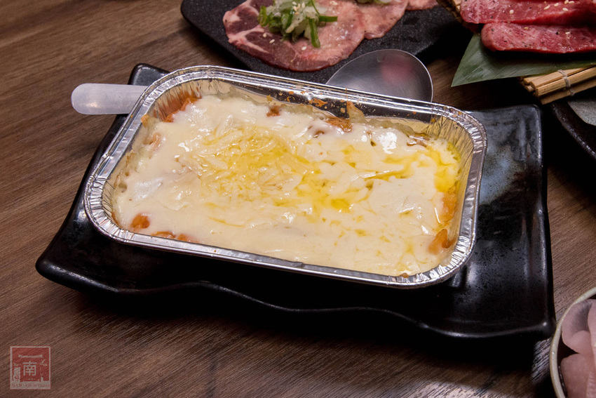 【臺南美食】台南燒肉店｜傳承正統日式燒肉文化｜手切冷藏頂級肉品｜店員的協助讓燒肉變好吃了｜多人和一個人都適合的燒肉店~~壹心燒肉台南安平店 - 南人幫