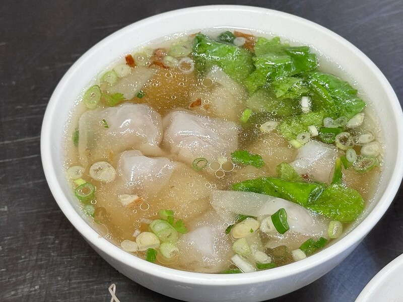 大溪美食地標達摩麵店,在地人激推擔仔麵與黑白切,老街飄香一甲子