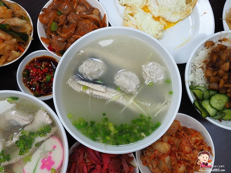 桃園平鎮美食-台南肉燥飯-霸氣虱目魚皮山蓋飯很驚人,在這裡找到我要的台南味 (邀約) @民宿女王芽月-美食.旅遊.全台趴趴走