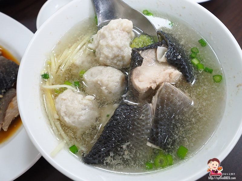 桃園平鎮美食-台南肉燥飯-霸氣虱目魚皮山蓋飯很驚人,在這裡找到我要的台南味 (邀約) @民宿女王芽月-美食.旅遊.全台趴趴走