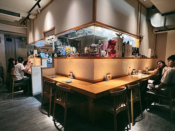 一福IPPUKU串燒酒場中山區超人氣居酒屋，特色串燒與調酒