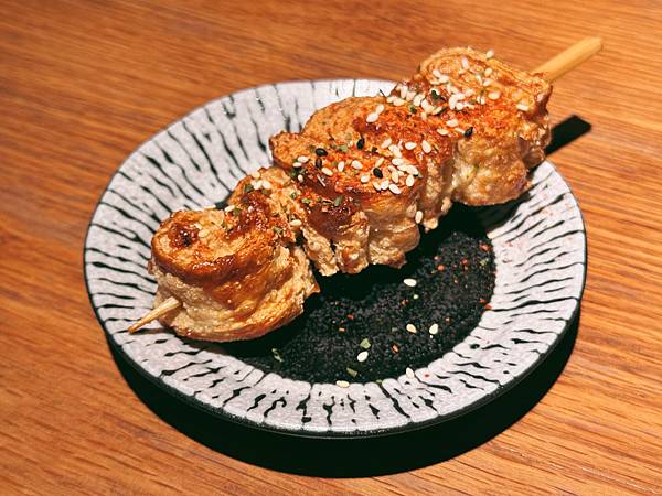 一福IPPUKU串燒酒場中山區超人氣居酒屋，特色串燒與調酒