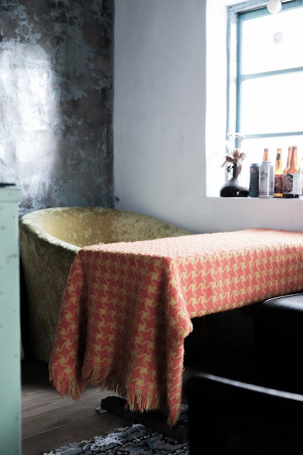 [秋，澎湖] 喝一點酒，聊一點天，在秋季的澎湖老宅草地上 - Beacon說酒人