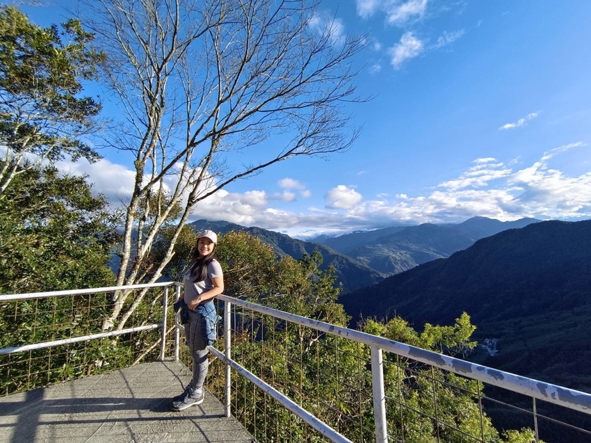 【新竹.尖石】宇老觀景台+魯壁一家人寵物友善餐廳超美景觀需預約