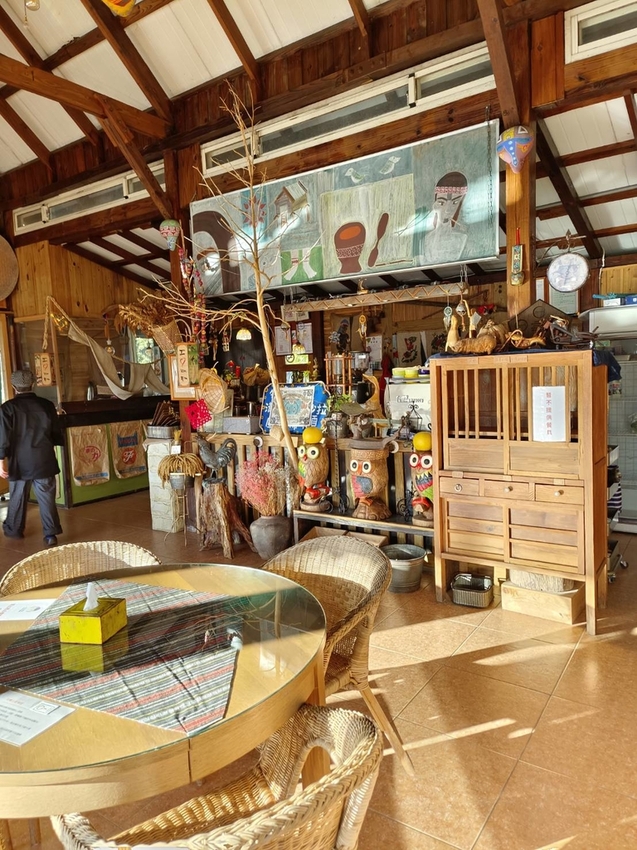 【新竹.尖石】宇老觀景台+魯壁一家人寵物友善餐廳超美景觀需預約