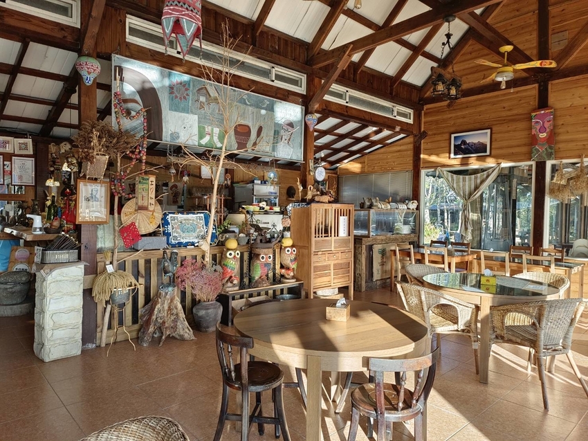 【新竹.尖石】宇老觀景台+魯壁一家人寵物友善餐廳超美景觀需預約