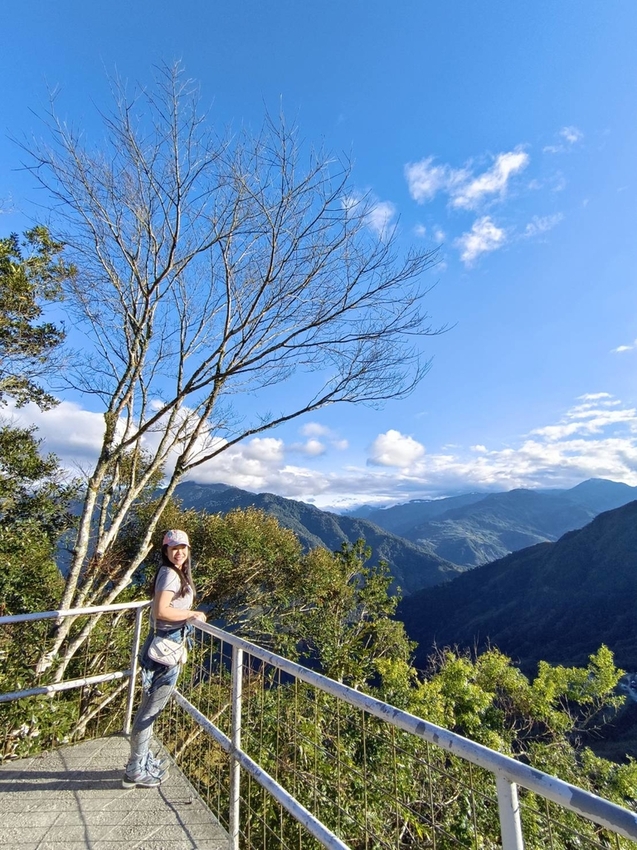 【新竹.尖石】宇老觀景台+魯壁一家人寵物友善餐廳超美景觀需預約