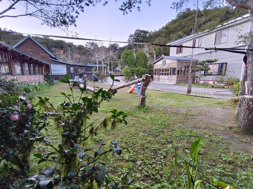 【新竹.尖石】宇老觀景台+魯壁一家人寵物友善餐廳超美景觀需預約