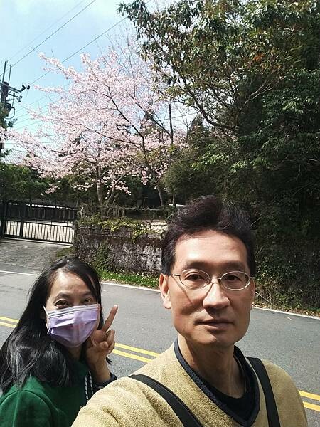 新竹尖石魯壁一家人~特色餐點~山嵐飄進餐廳~讓空間瞬間清冽冷