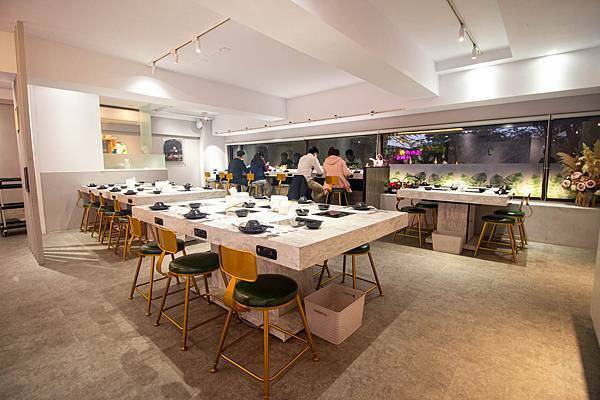 【桃園美食】嗑肉石鍋-什麼!?和牛龍蝦火鍋只要599元就能吃到!CP值爆高的火鍋店