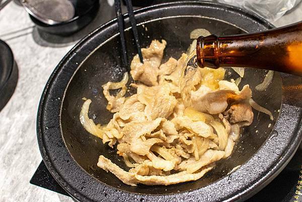 【桃園美食】嗑肉石鍋-什麼!?和牛龍蝦火鍋只要599元就能吃到!CP值爆高的火鍋店