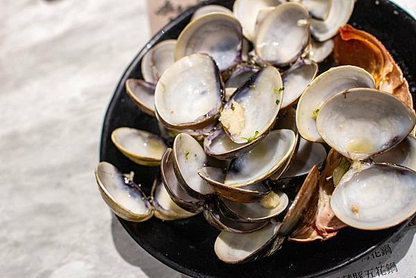 【桃園美食】嗑肉石鍋-什麼!?和牛龍蝦火鍋只要599元就能吃到!CP值爆高的火鍋店