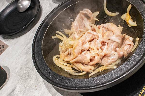 【桃園美食】嗑肉石鍋-什麼!?和牛龍蝦火鍋只要599元就能吃到!CP值爆高的火鍋店