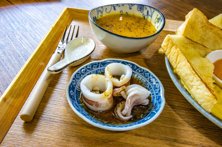 彰化溪湖,溪湖糖廠夯美食,鳥月生吐司專門店。 - 微笑Joe幸運