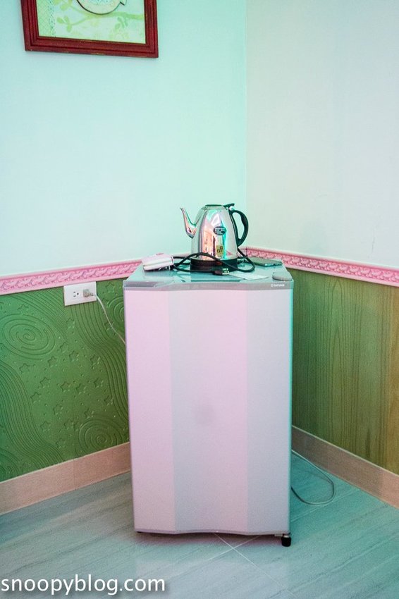 寬頻極緻Villa｜宜蘭五結包棟民宿～戲水池夏天能玩水，房間內有桌遊、遊戲帳篷、廚房玩具，適合親子同樂