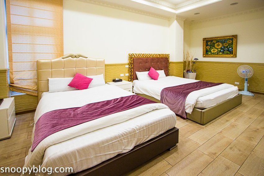 寬頻極緻Villa｜宜蘭五結包棟民宿～戲水池夏天能玩水，房間內有桌遊、遊戲帳篷、廚房玩具，適合親子同樂