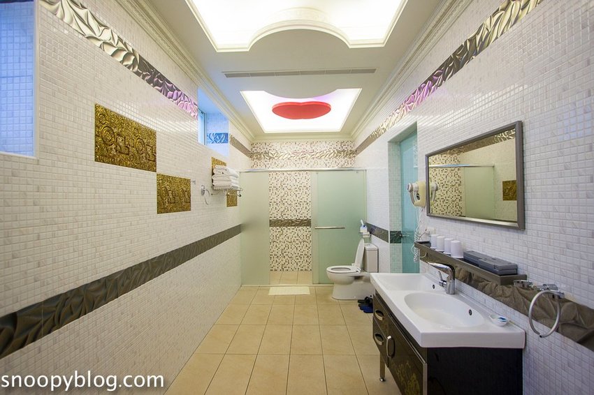 寬頻極緻Villa｜宜蘭五結包棟民宿～戲水池夏天能玩水，房間內有桌遊、遊戲帳篷、廚房玩具，適合親子同樂