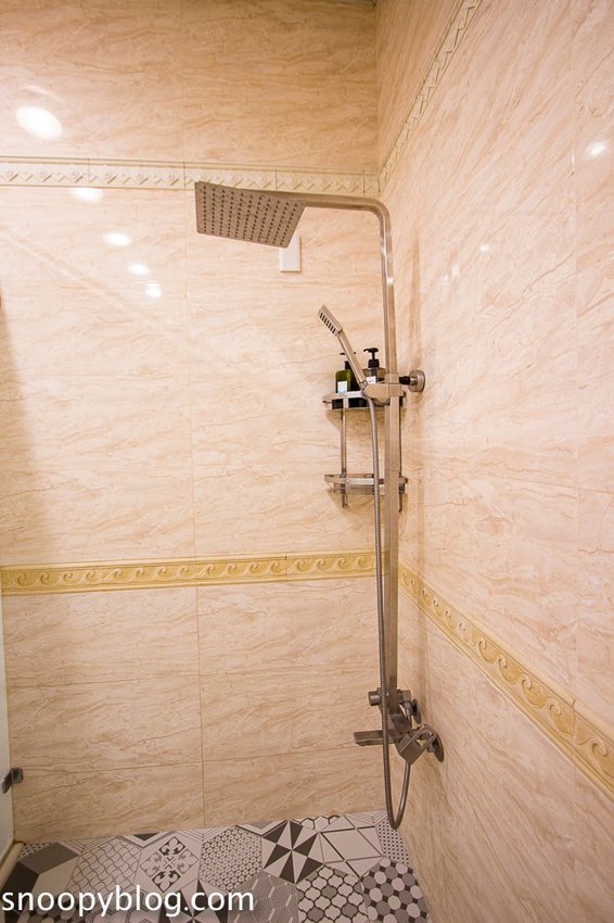 寬頻極緻Villa｜宜蘭五結包棟民宿～戲水池夏天能玩水，房間內有桌遊、遊戲帳篷、廚房玩具，適合親子同樂