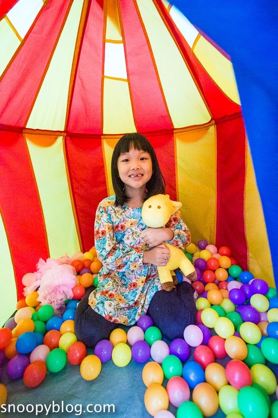 寬頻極緻Villa｜宜蘭五結包棟民宿～戲水池夏天能玩水，房間內有桌遊、遊戲帳篷、廚房玩具，適合親子同樂