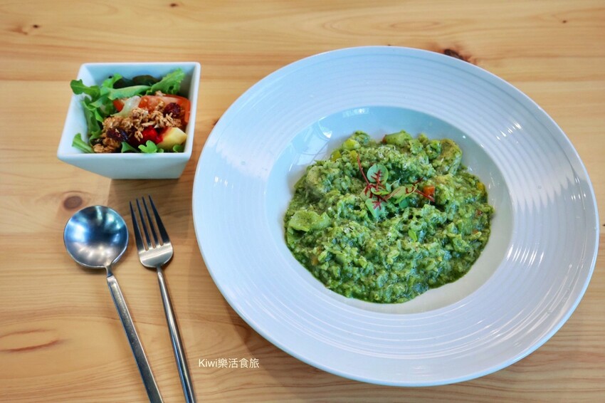 嘉義楓丹白露咖啡Café｜嘉義大林庭園式餐廳，早午餐，近老楊方塊酥.佐登妮絲城堡.康倪時代美學莊園