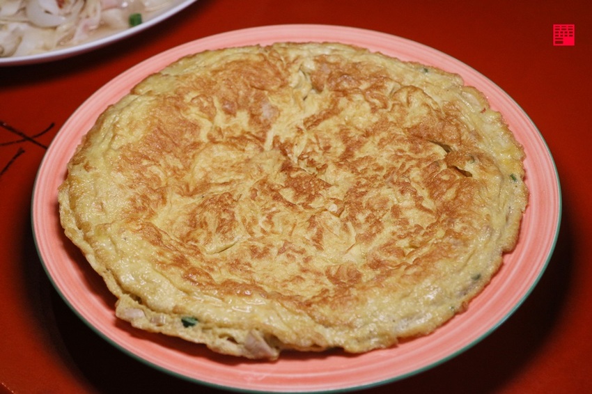 雲林古坑美食／古坑阿嬤私房菜有「一雞多吃」咖啡醬燻烤雞　獨家脆筍麵、脆筍蛋跟狗尾草燉雞湯 - 跟著華少吃吃吃