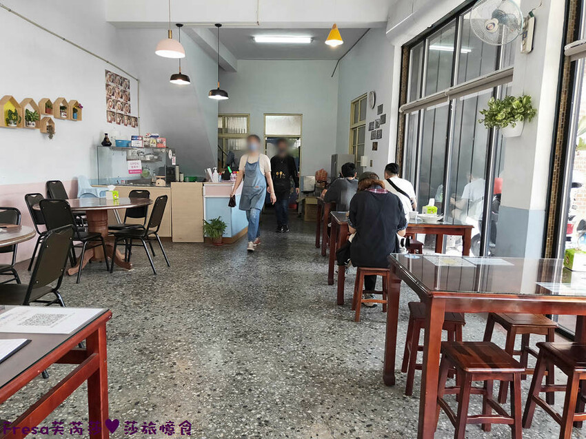 高雄餐館【食川全麥涼麵】旗山老街周邊飯館.濃郁咖哩飯加上酥香炸豬排超滿足│鍋燒丼飯│旗山美食