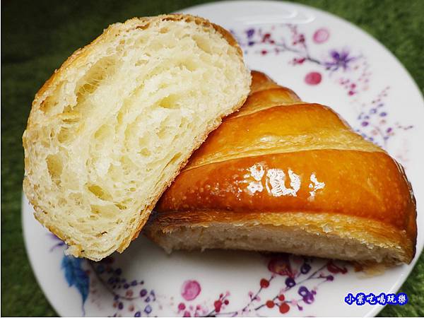 楓糖可頌-兩津八德店 (2).jpg