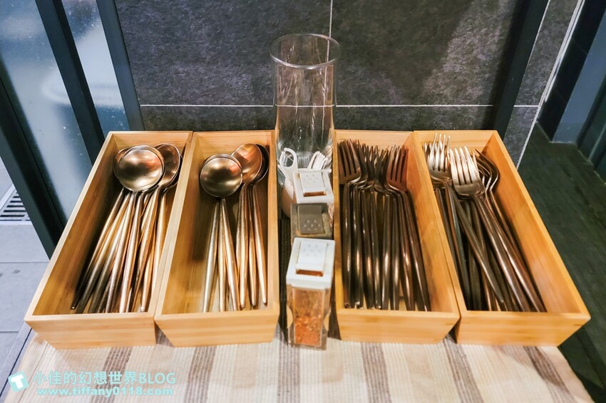 新北市蘆洲區[蘆洲美食]厚哩咖在(附菜單)/日式果香、南洋椰香口味咖哩都好吃/自助點餐機超特別/蘆洲美食推薦