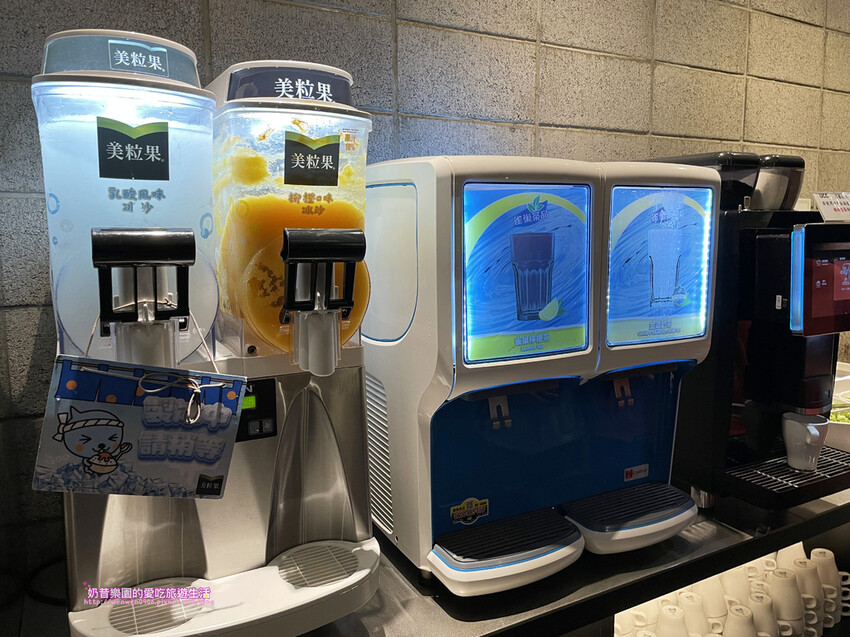 [台北中正區]紅到不行的辛殿麻辣鍋湯頭不是我的菜～大推冰淇淋和肉品戶外坐位很chill＠公館店