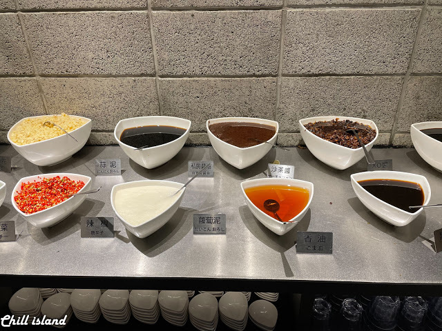 【台北公館 |辛殿麻辣鍋】時尚夜店風裝潢，自助吧冰淇淋才是本體的麻辣鍋