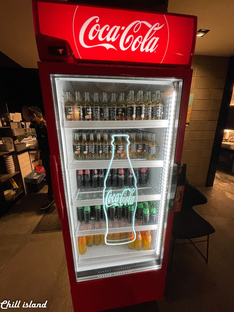 【台北公館 |辛殿麻辣鍋】時尚夜店風裝潢，自助吧冰淇淋才是本體的麻辣鍋