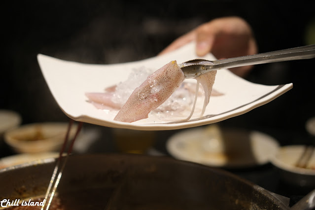 【台北公館 |辛殿麻辣鍋】時尚夜店風裝潢，自助吧冰淇淋才是本體的麻辣鍋