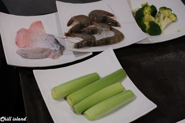 【台北公館 |辛殿麻辣鍋】時尚夜店風裝潢，自助吧冰淇淋才是本體的麻辣鍋