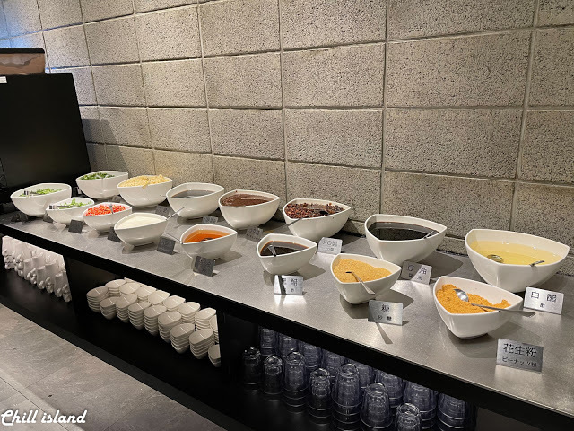 【台北公館 |辛殿麻辣鍋】時尚夜店風裝潢，自助吧冰淇淋才是本體的麻辣鍋