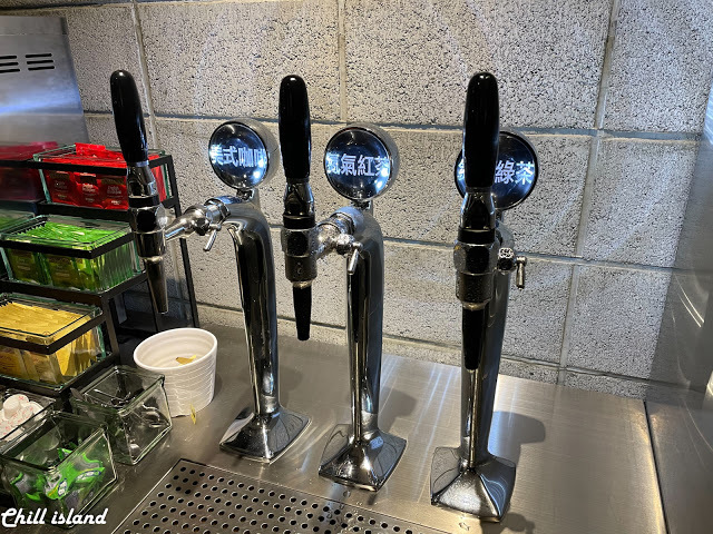 【台北公館 |辛殿麻辣鍋】時尚夜店風裝潢，自助吧冰淇淋才是本體的麻辣鍋