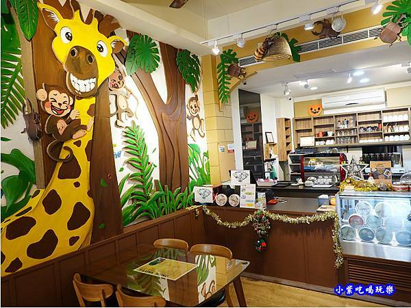 台中--鐵猴子曲奇餅勤美中興店 (11).jpg