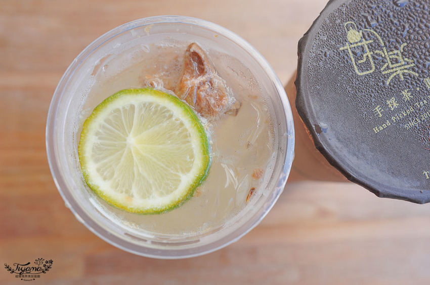 台南茶飲，甘樂手採茶飲仁和店，幸福感烤布丁鮮奶茶，只提供高品質健康手採好茶茶飲店！ @緹雅瑪 美食旅遊趣