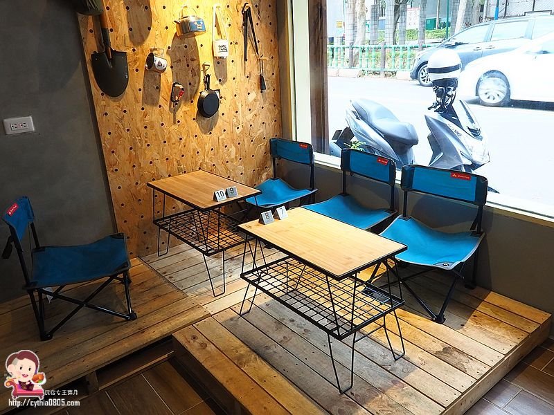 桃園龍潭美食-咖哩就好啦-龍潭公園旁低調小店面,一邊露營一邊吃咖哩啦 @民宿女王芽月-美食.旅遊.全台趴趴走