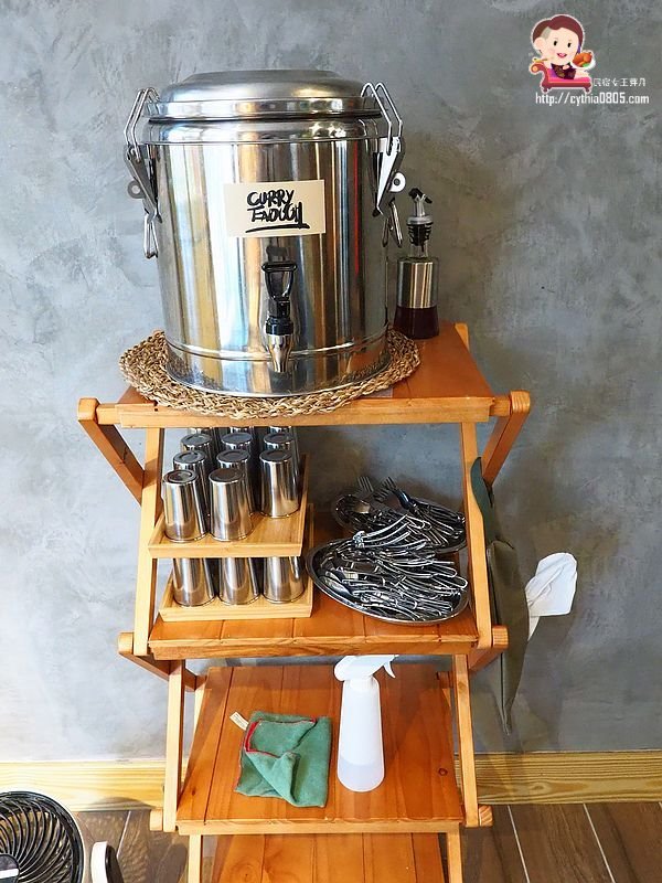 桃園龍潭美食-咖哩就好啦-龍潭公園旁低調小店面,一邊露營一邊吃咖哩啦 @民宿女王芽月-美食.旅遊.全台趴趴走